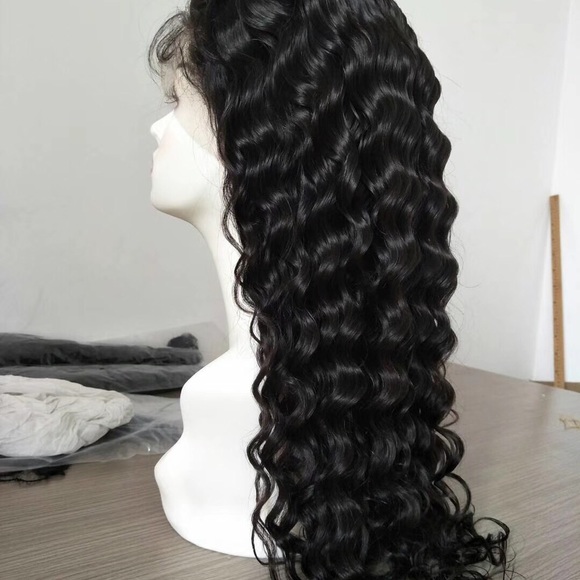 20” deep wave front lace wig